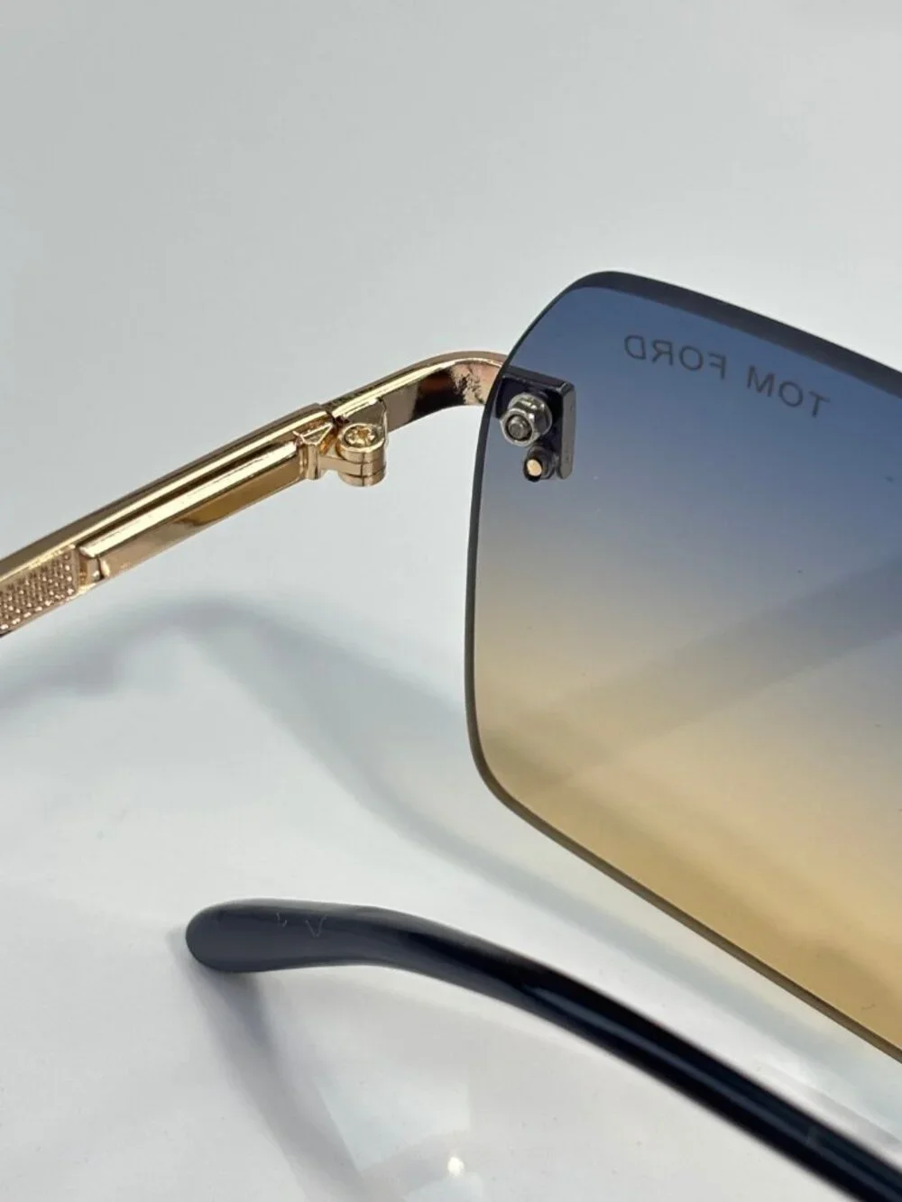 TOM FORD Frameless Gradient Sunglasses
